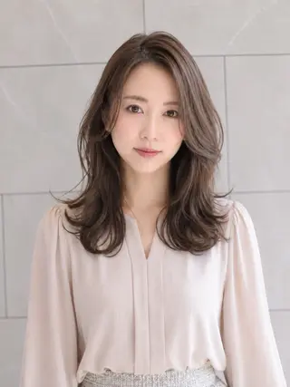 カラー 中山 美憂のヘアスタイル