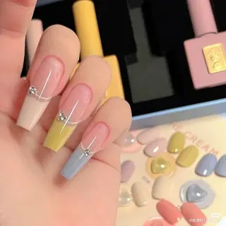 ネイル Queen Nail 柏店　クイーンネイルのネイルデザイン