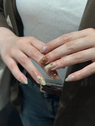 ネイル Eli Muse 新宿ネイルのネイルデザイン