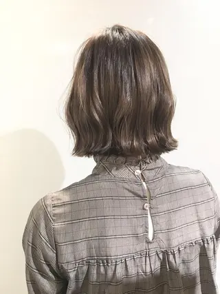 ショート カラー ヘアアレンジ 柔らか垢抜けｶﾗｰと ｶｯﾄ🫧ASUKAのヘアスタイル