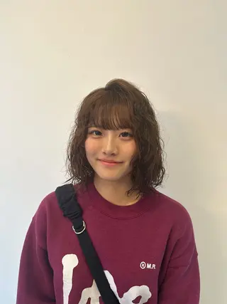 ミディアム パーマ りか/透明感カラー/ レイヤーカットのヘアスタイル