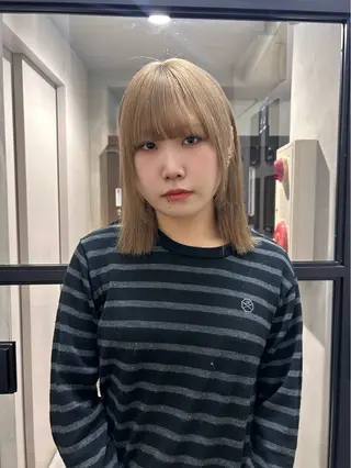 ミディアム HERMITAGE/ chihiroのヘアスタイル