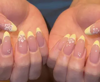 ネイル Pure&Rich Nailのネイルデザイン
