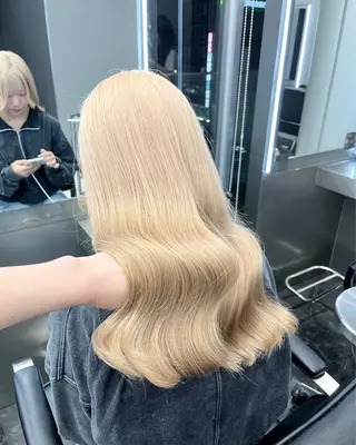 セミロング カラー 韓国ヘア🖤/透明感 shihoのヘアスタイル