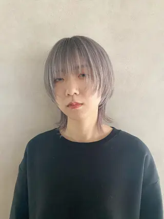 ショート ブロンド/ミックス カラー三毛猫Kaiのヘアスタイル