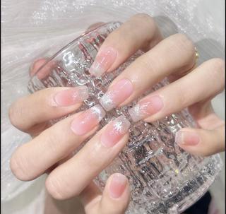 ネイル エリ🫧 nail池袋東口のネイルデザイン