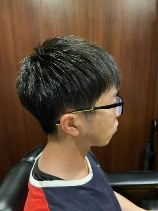 ショート メンズ 工藤 千織のヘアスタイル