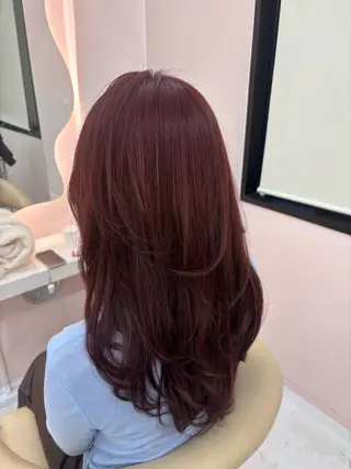 カラー YOLO 渋谷 nanamiのヘアスタイル