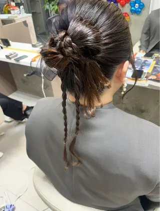 ロング ヘアアレンジ 坂本 沙也加のヘアスタイル