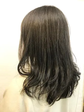ミディアム ボブ/縮毛/レイヤー モトナリのヘアスタイル