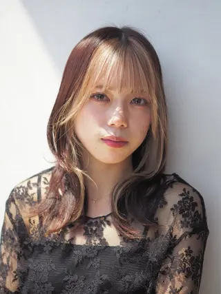 セミロング ショートとレイヤーが 好きな人|三浦翔のヘアスタイル