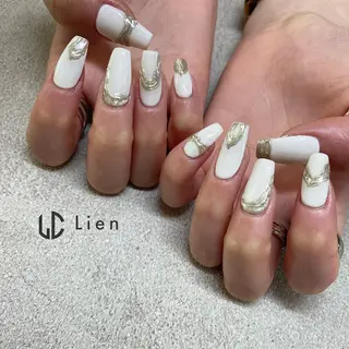 ネイル SHIORI 📍渋谷 / 円山町のネイルデザイン
