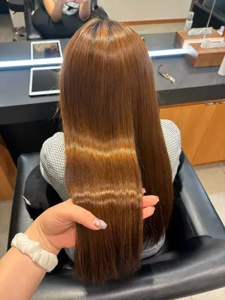 ロング KAREN(ému) 伏見/カットモデルのヘアスタイル