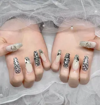 ネイル Hin Nail 日本橋店のネイルデザイン