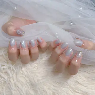 ネイル 伊藤 彩名のネイルデザイン