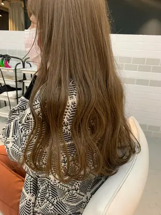 ロング カラー Takahashi Yuriのヘアスタイル