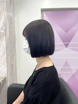 ショート 店長 MANAMI 艶カラー／骨格ボブのヘアスタイル