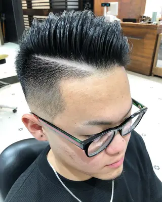 ショート メンズ カット無料/髪質改善 髪質根本改善/艶髪のヘアスタイル
