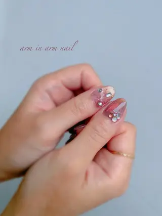 ネイル arm in arm ︎✿Yamamotoのマツエク・マツパデザイン