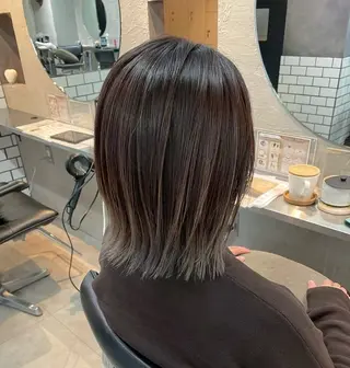 ミディアム カラー 再現性重視ショート/ レイヤー/ヘアセットのヘアスタイル