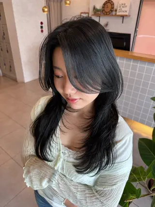 ロング 福井 珠乃のヘアスタイル