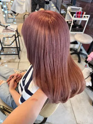 カラー AI／原宿／ ハイトーン／ブリーチのヘアスタイル