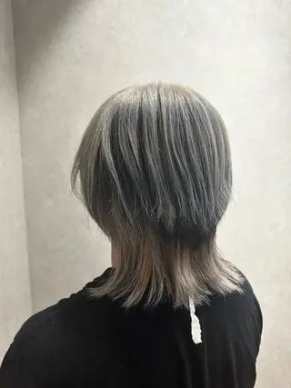 ミディアム ✂️秋葉原 🤍YURI🤍のヘアスタイル