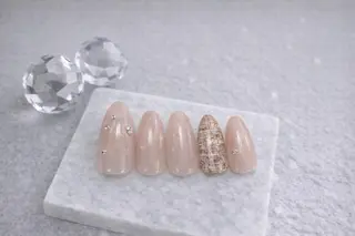 ネイル 天王寺rebest 💅nailのネイルデザイン