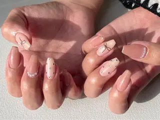 ネイル KARIN LANDHAKATAのネイルデザイン