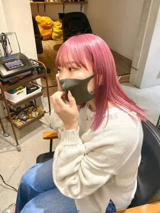 セミロング カラー KEN KENのヘアスタイル