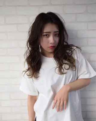 ロング カラー パーマ 大久保寿高✨ なりたい色を叶える✨のヘアスタイル