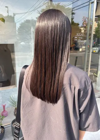 セミロング 都築 未来のヘアスタイル