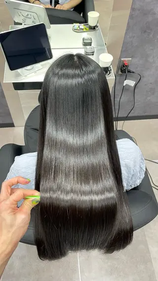 ロング CYNTHIADUE 店長| IRISUのヘアスタイル