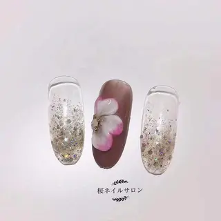ネイル MoonNail ユリ🌸のネイルデザイン