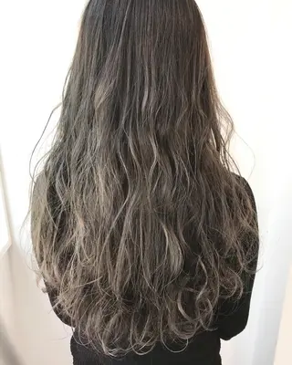 ロング カラー 透明感カラー/ レイヤー　YUKAのヘアスタイル