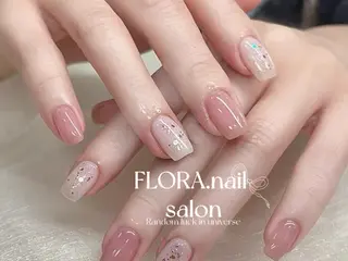 ネイル Flora nail salonのネイルデザイン