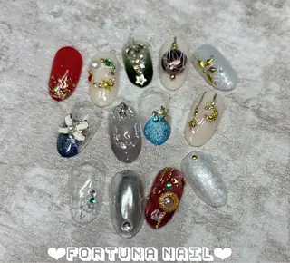 ネイル Nail •Head スパFortunaのネイルデザイン