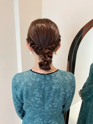 セミロング ヘアアレンジ THINK SHOP sakiのヘアスタイル