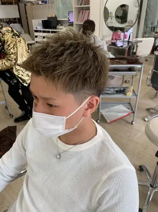 ショート メンズ レイヤーカット 西村あきやのヘアスタイル