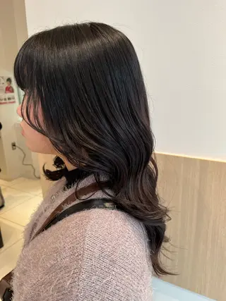 カラー 🔆艶髪トレンドヘア YUZU🪸のヘアスタイル