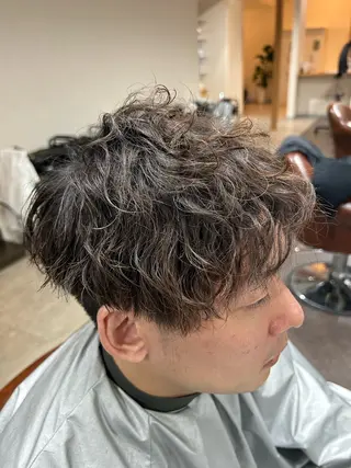 ミディアム 国府田 裕のヘアスタイル