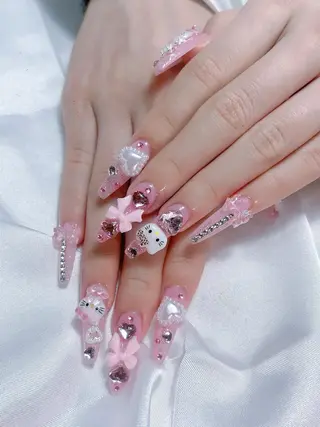 ネイル HIN NAILのネイルデザイン