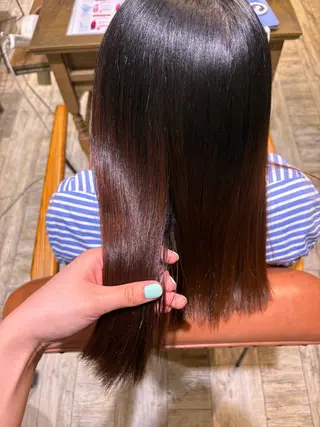 ミディアム 凜｜縮毛矯正・ボブ・ 透明感カラー・eyeのヘアスタイル