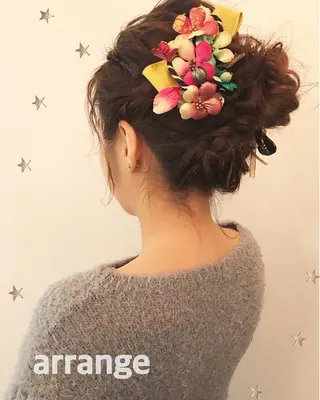 セミロング ヘアアレンジ 市川 千夏のヘアスタイル