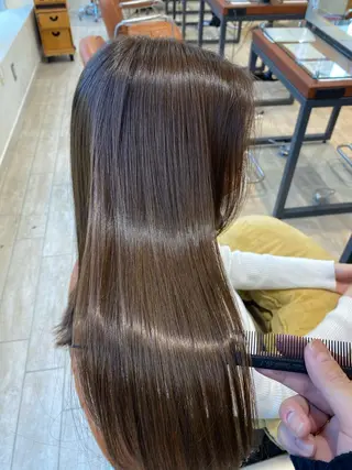 ロング 美髪矯正透明感カラー 江川　和輝のヘアスタイル