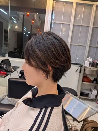 ショート 伊藤 翼のヘアスタイル