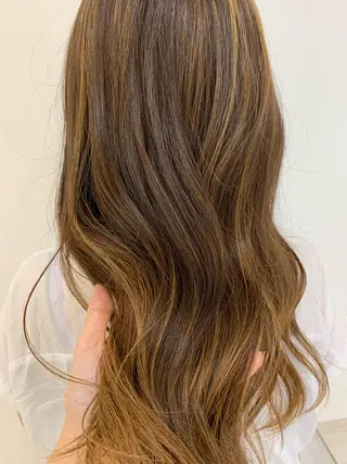 ロング カラー ivybyCIEL 女性専用サロンのヘアスタイル