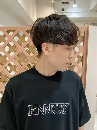ショート パーマ メンズ 川間 将彦のヘアスタイル