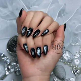 ネイル Genie Mika Nailsのネイルデザイン