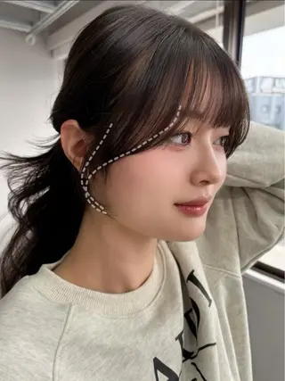 ロング カラー 友田 那都のヘアスタイル
